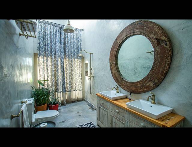 13 BEDROOM HOUSE FOR SALE IN KYALAMI